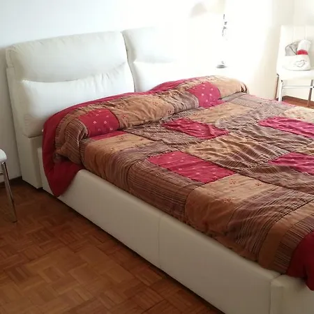 Stanza Luminosa Nel Cuore Di